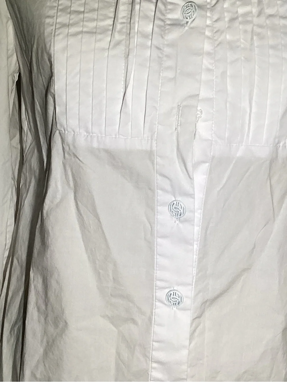 CHANEL vintage women’s Classic White Button-Up  blouse size 6